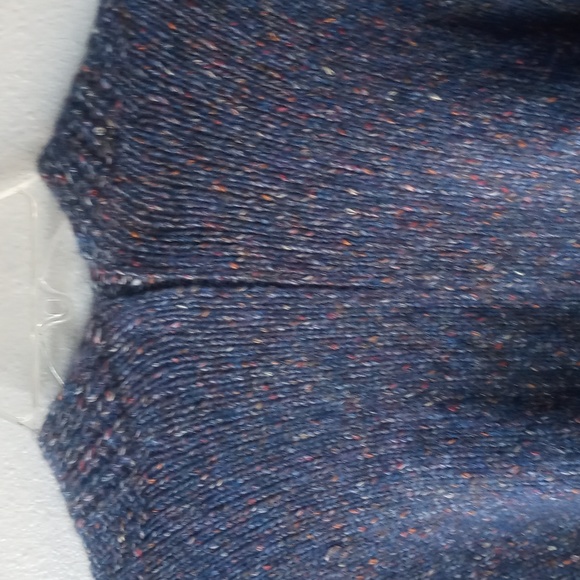 Universal Thread Shrug Sweater - Picture 9 of 11